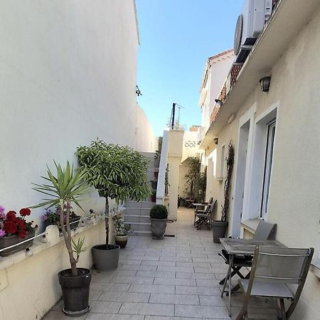 Mistral Appartements ポール・サン・ルイ・デュ・ローヌ エクステリア 写真