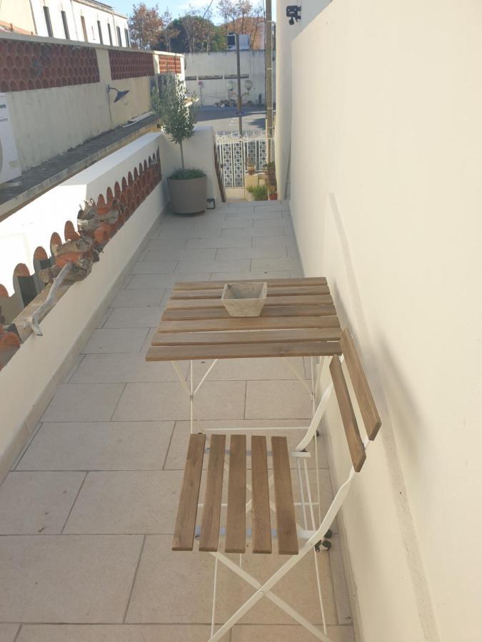 Mistral Appartements ポール・サン・ルイ・デュ・ローヌ エクステリア 写真