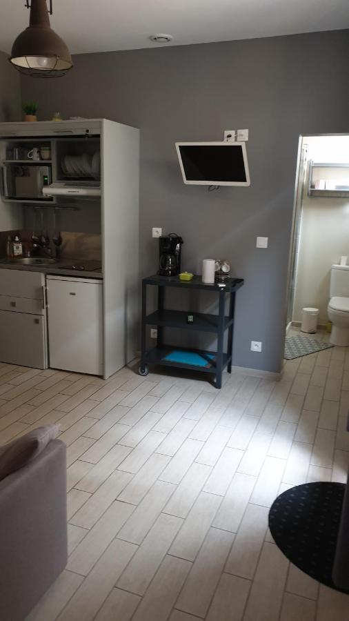 Mistral Appartements ポール・サン・ルイ・デュ・ローヌ エクステリア 写真